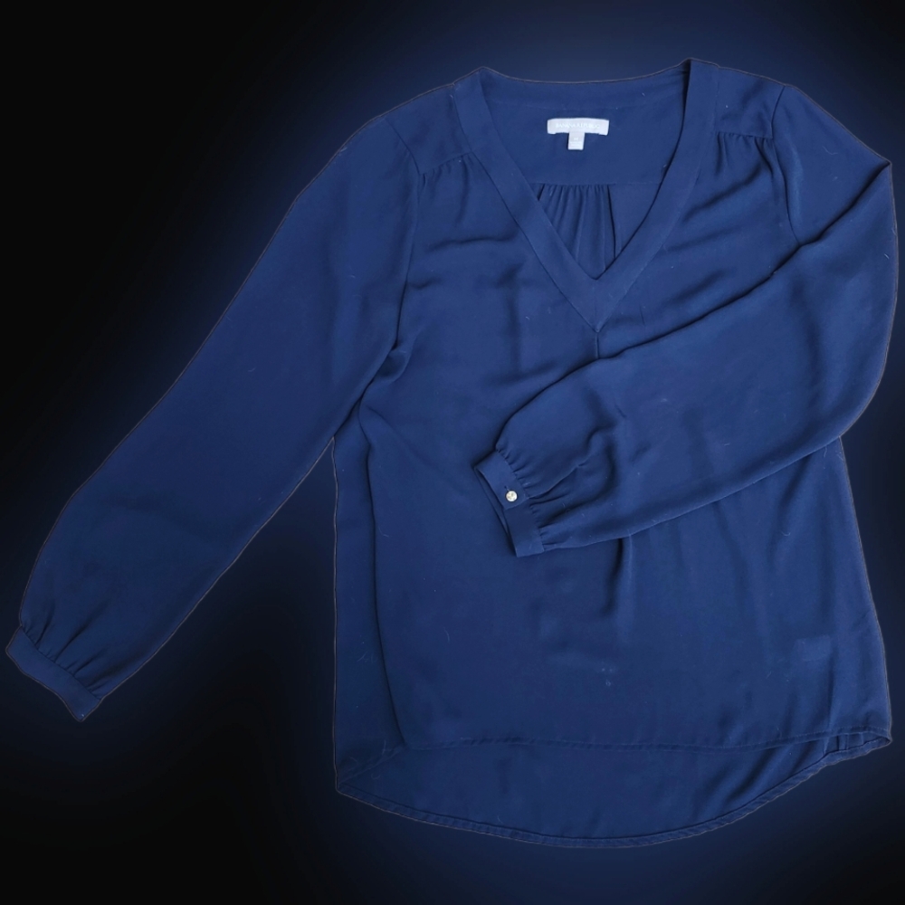 Banana Republic V Neck Long Sleeve Navy Shirt